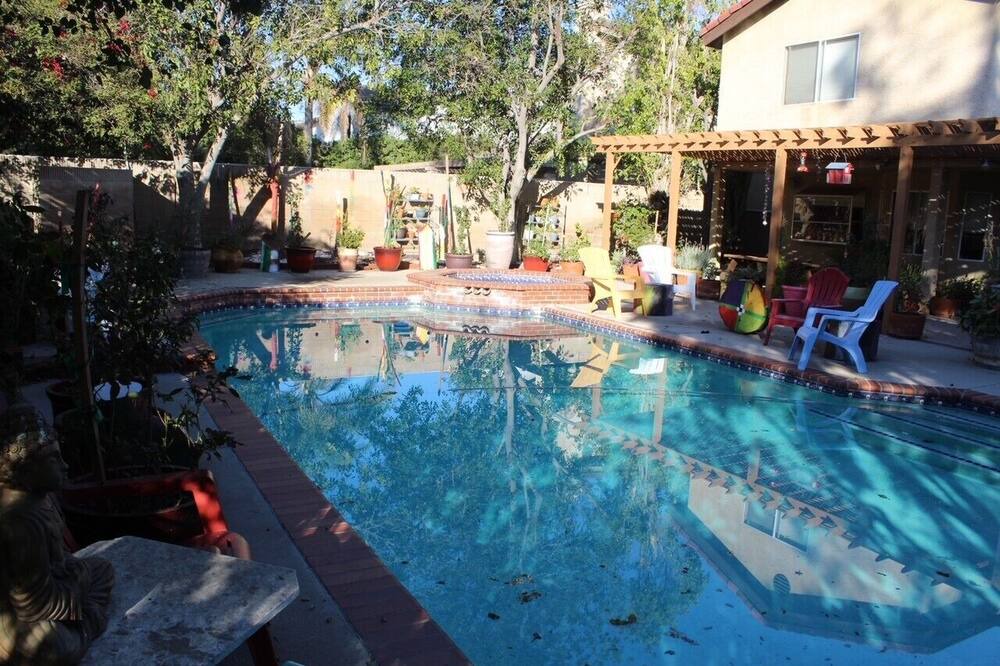 Photo of Outdoor in Northridge