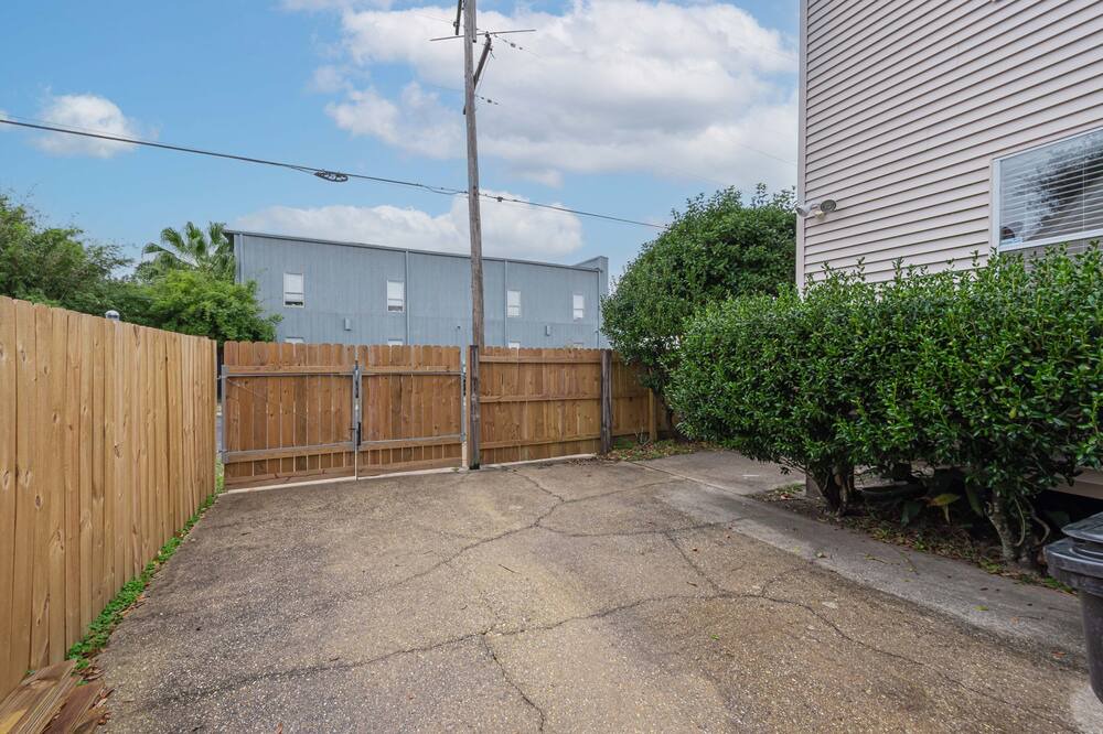 Photo of Outdoor in Touro