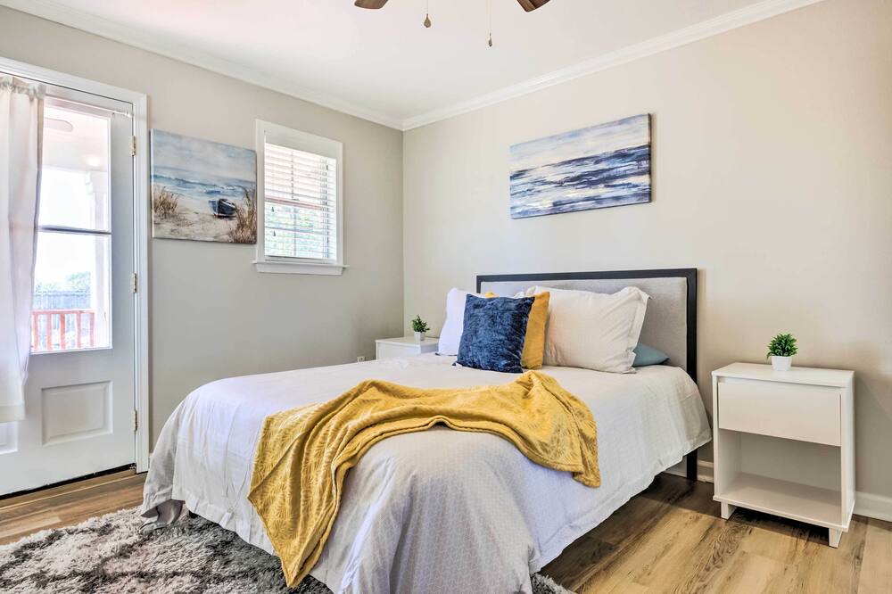 Photo of Bedroom in Long Beach