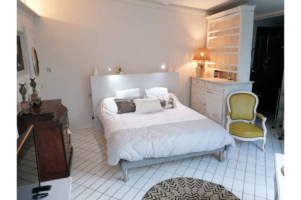 Photo of Bedroom in Vigneux-sur-Seine