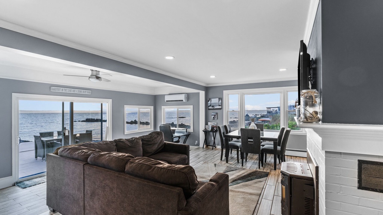 Photo of Livingroom in Fairhaven
