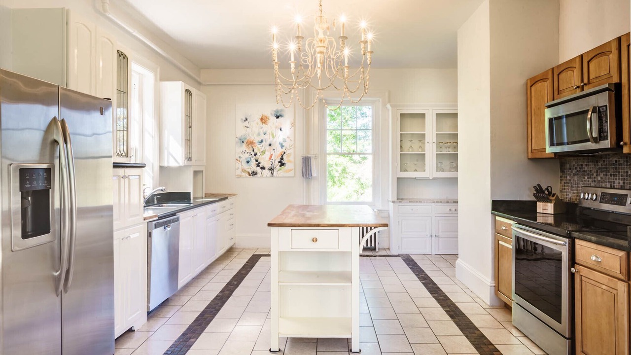 Photo of Kitchen in Round Hill