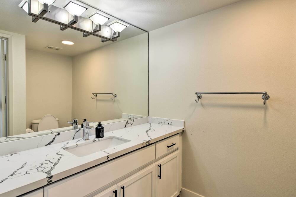 Photo of Bathroom in Vista Las Palmas