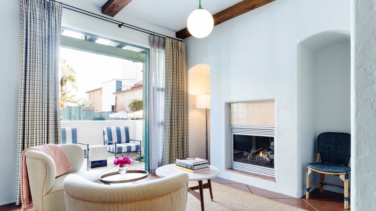 Photo of Livingroom in Presidio Neighborhood
