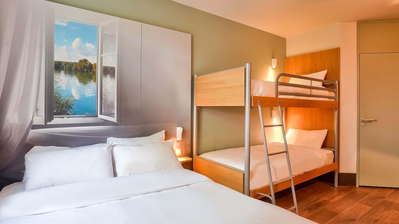 Photo of Bedroom in Goussainville