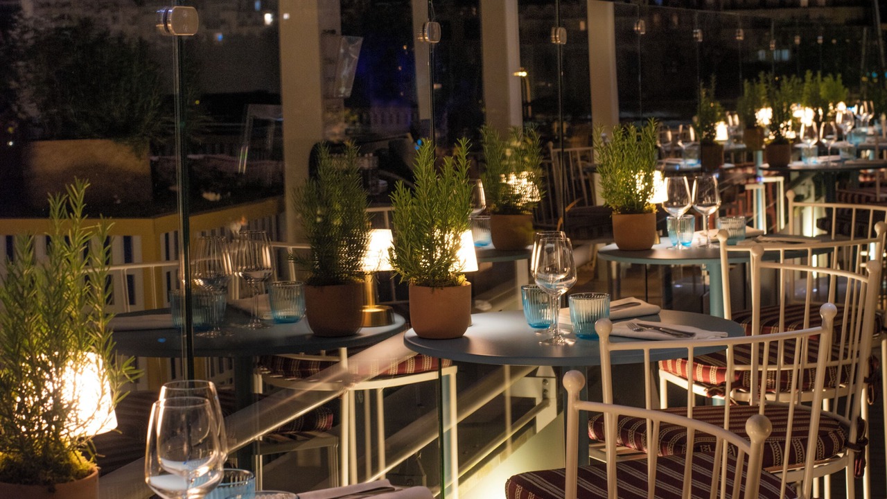 Photo of Outdoor in Auteuil