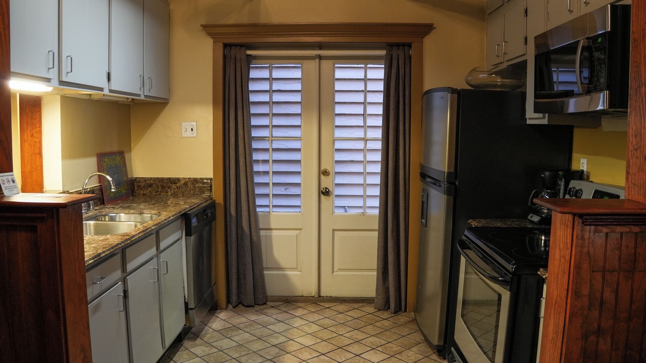 Photo of Kitchen in French Quarter