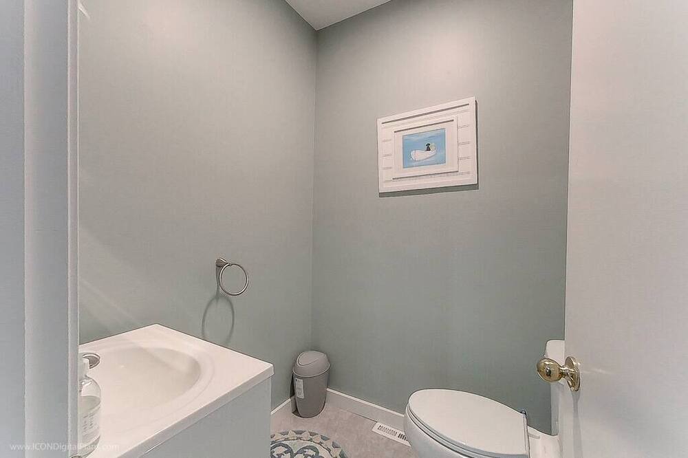 Photo of Bathroom in Yachting Village