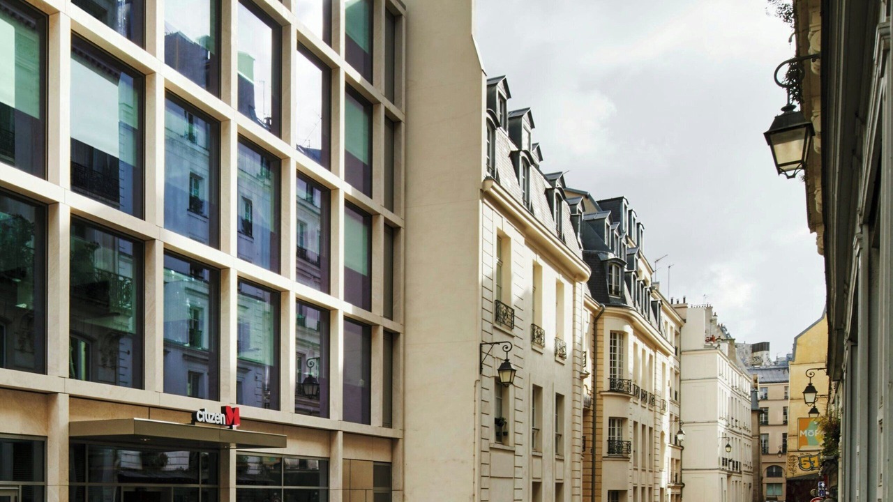 Photo of Others in 2nd Arrondissement