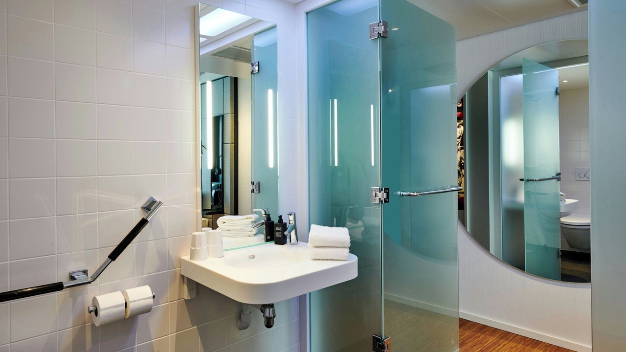 Photo of Bedroom in 2nd Arrondissement