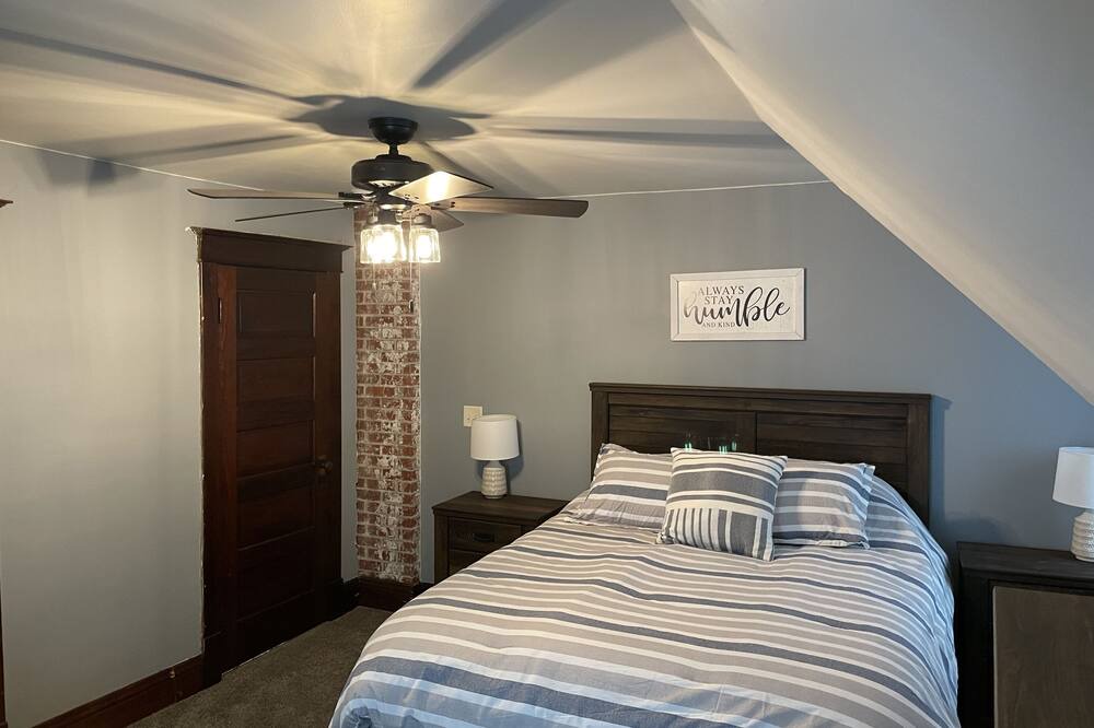Photo of Bedroom in Prairie Du Chien