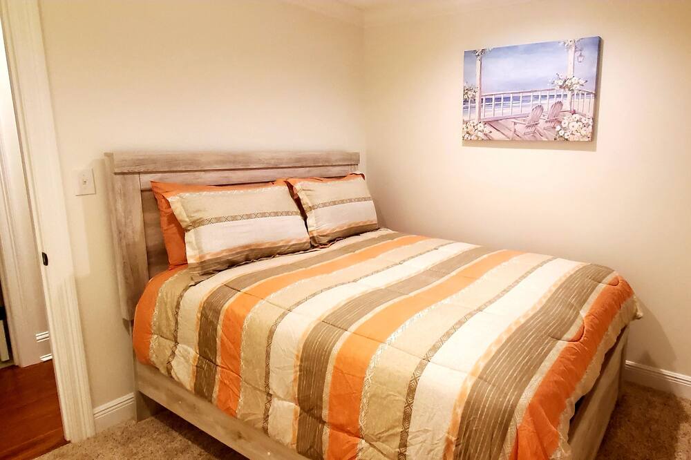 Photo of Bedroom in Gulf Hills