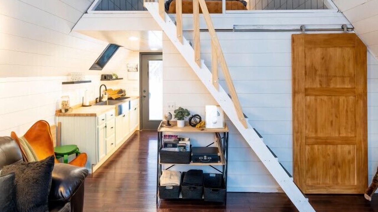 Photo of Livingroom in Brook Park