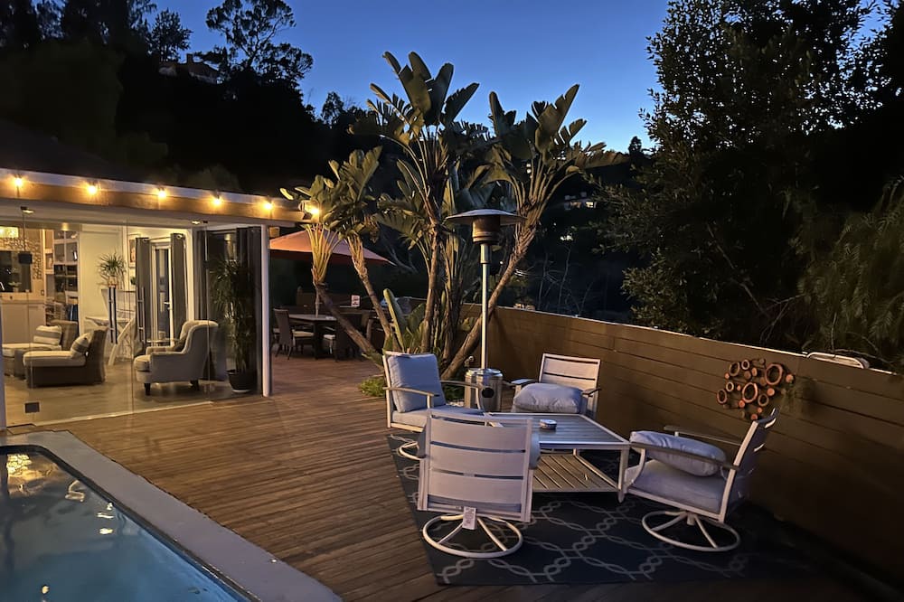 Photo of Outdoor in Hollywood Hills