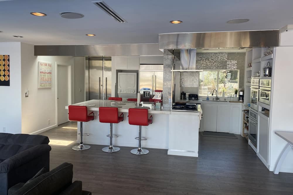 Photo of Kitchen in Hollywood Hills