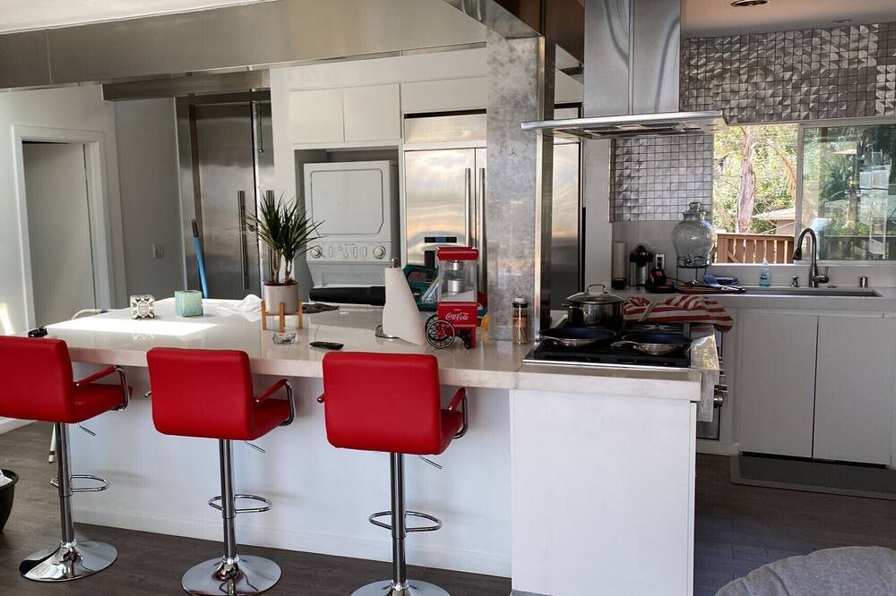 Photo of Kitchen in Hollywood Hills