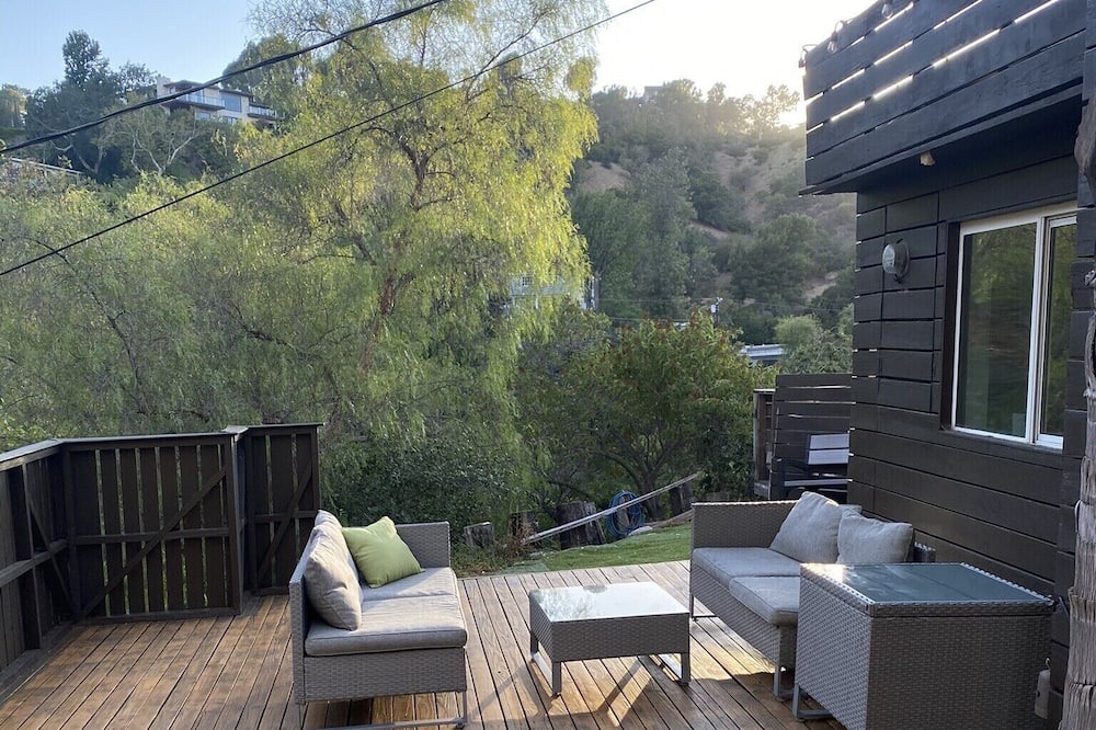 Photo of Others in Hollywood Hills
