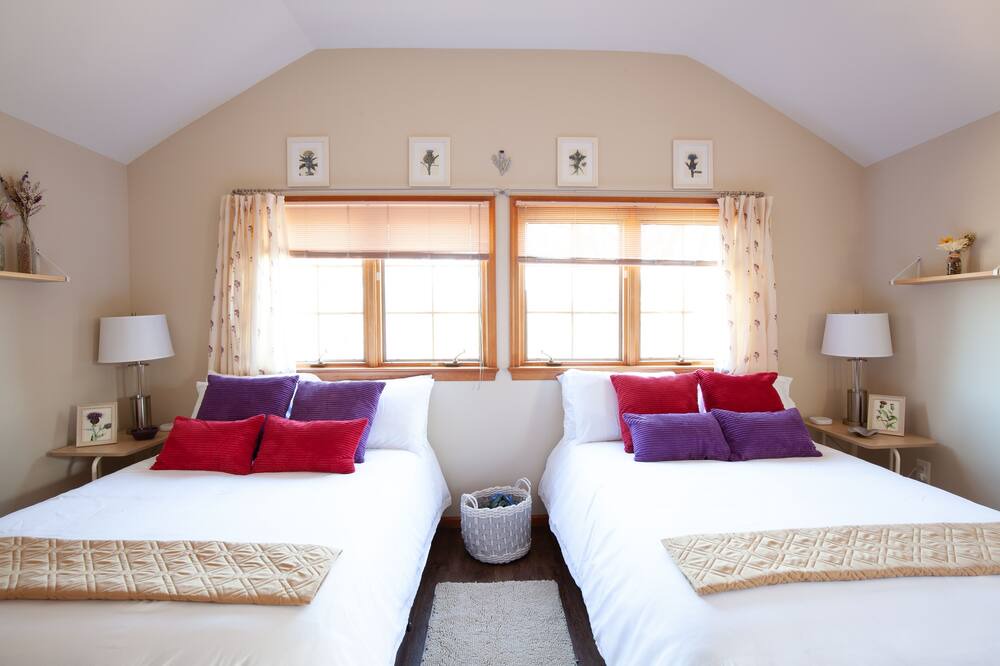 Photo of Bedroom in Hamilton