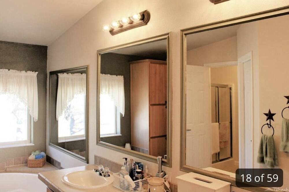 Photo of Bathroom in Keene