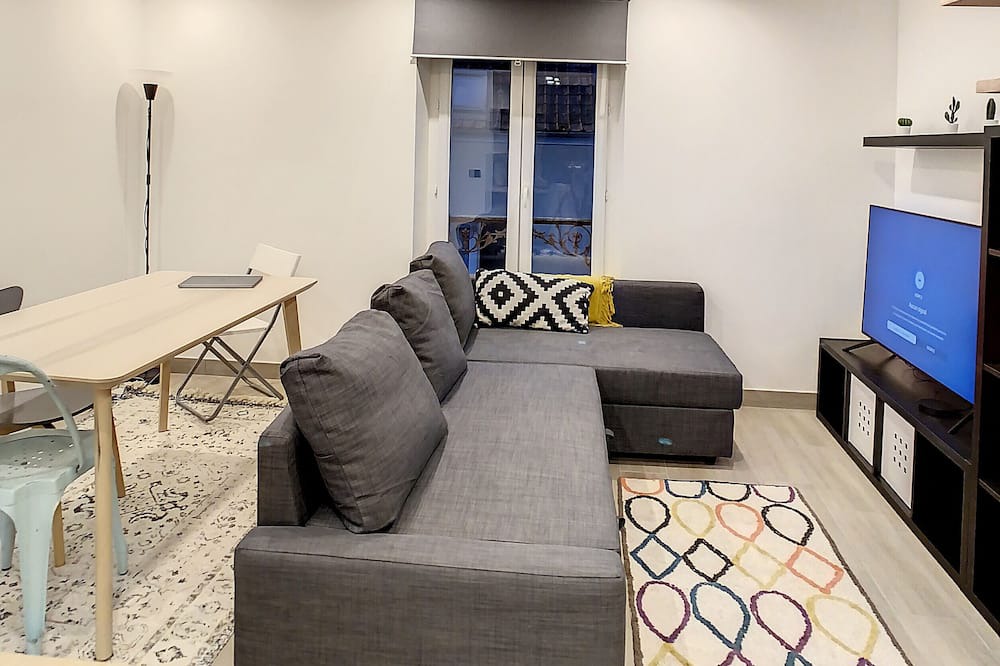 Photo of Livingroom in Presles