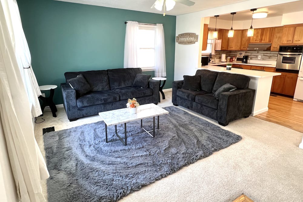 Photo of Livingroom in Arden-on-the-Severn