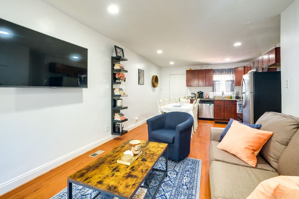 Photo of Livingroom in Washington