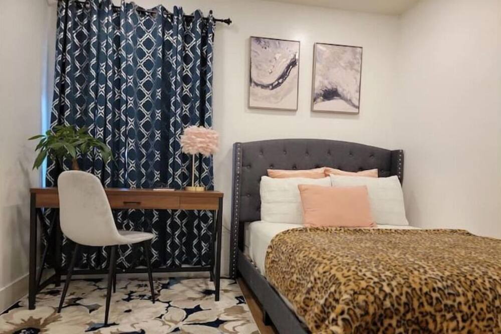 Photo of Bedroom in Buena Park