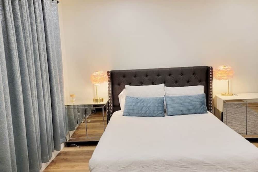 Photo of Bedroom in Buena Park