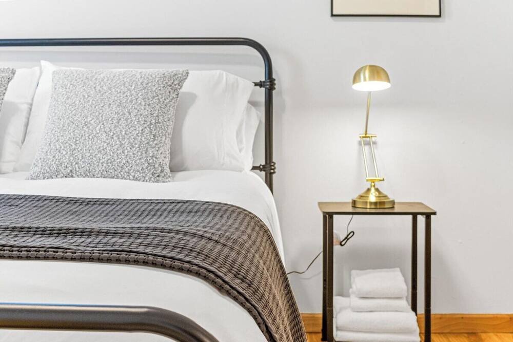 Photo of Bedroom in Merriam Park