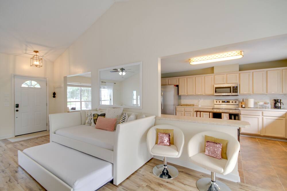 Photo of Livingroom in Gulfport