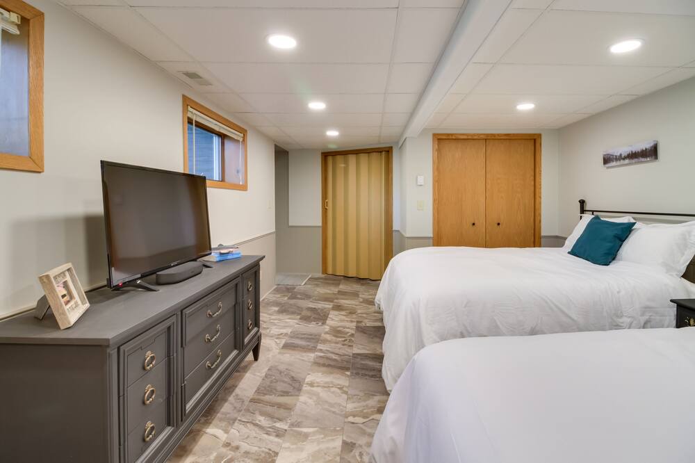 Photo of Bedroom in Crosslake