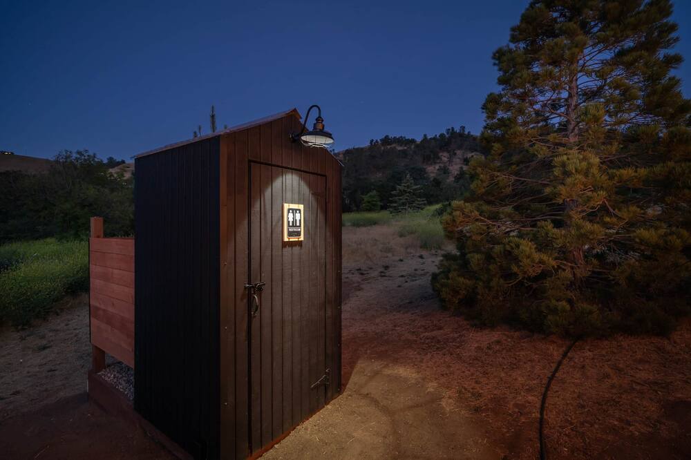 Photo of Bathroom in Tehachapi