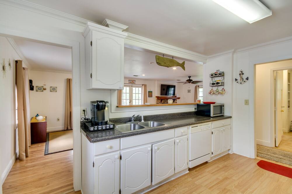 Photo of Kitchen in Shoreline Park