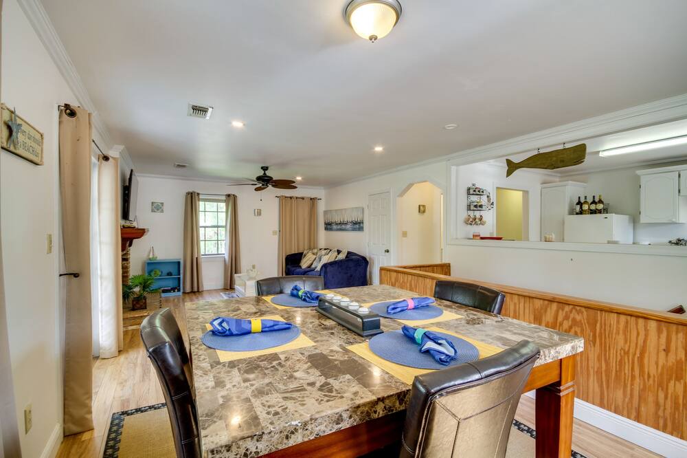 Photo of Kitchen in Shoreline Park