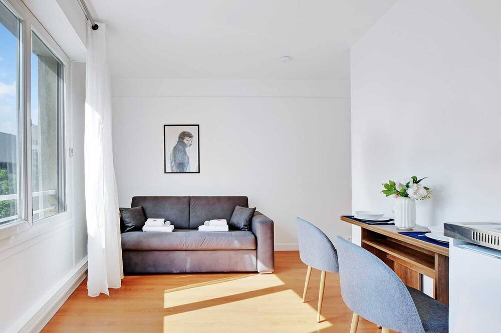 Photo of Livingroom in Saint-Lambert