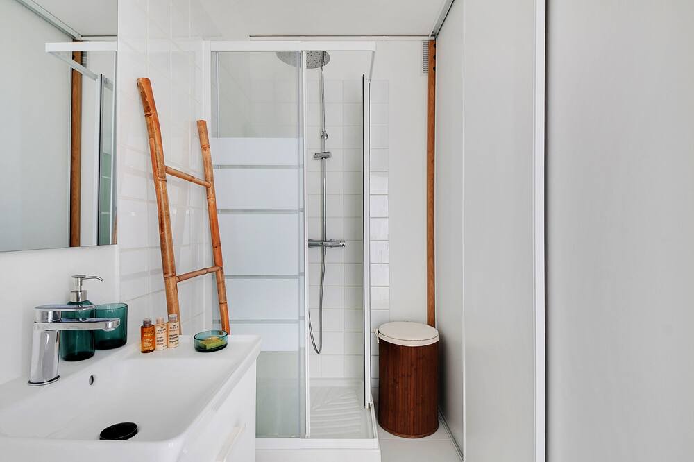 Photo of Bathroom in Grenelle