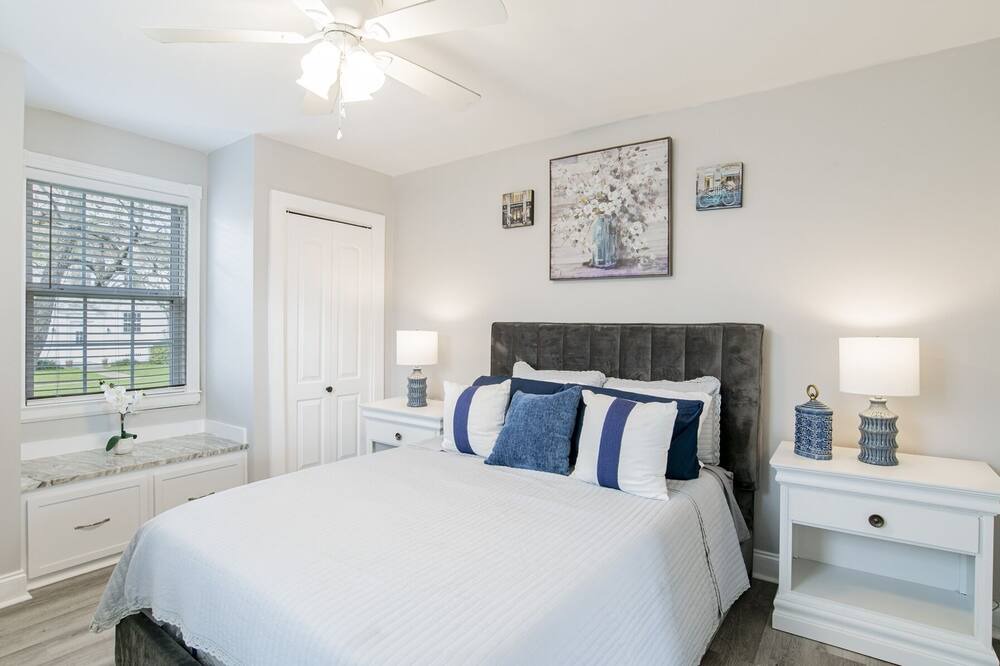 Photo of Bedroom in Mobile