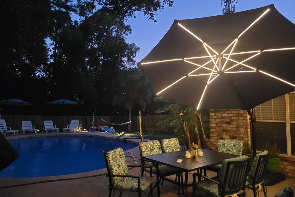 Photo of Outdoor in Gulf Park Estates