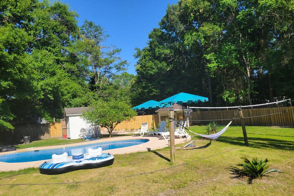 Photo of Outdoor in Gulf Park Estates