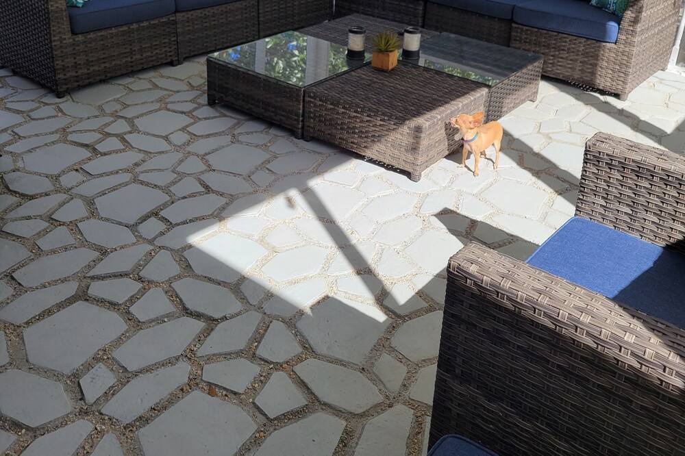 Photo of Patio Balcony in Gulf Park Estates