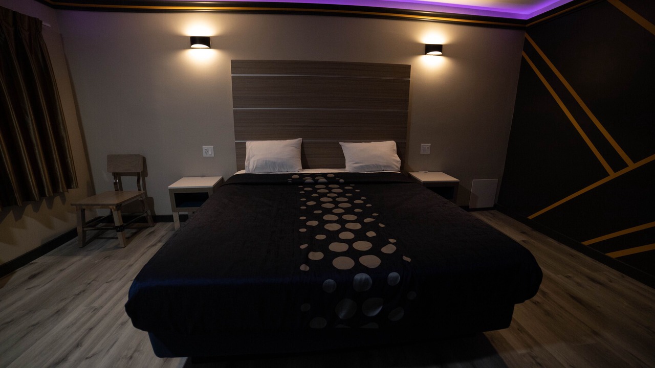 Photo of Bedroom in Bellflower
