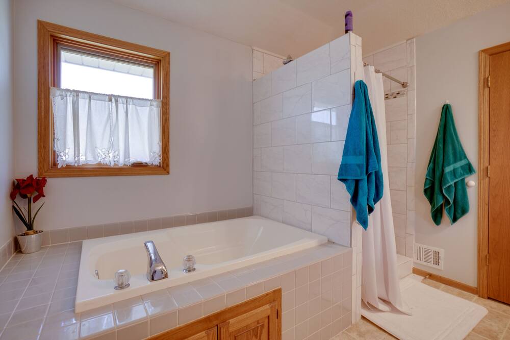 Photo of Bathroom in Woodbury