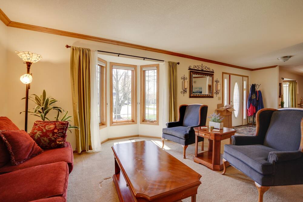Photo of Livingroom in Woodbury