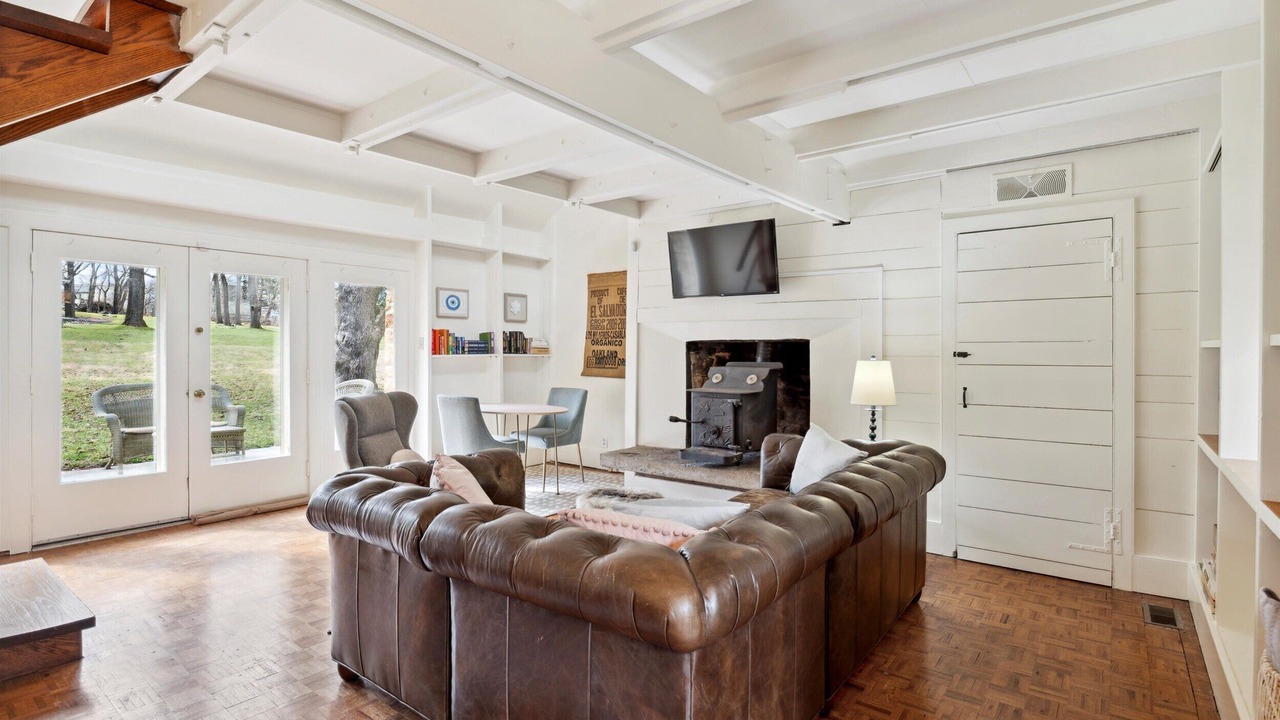 Photo of Livingroom in Pike Creek