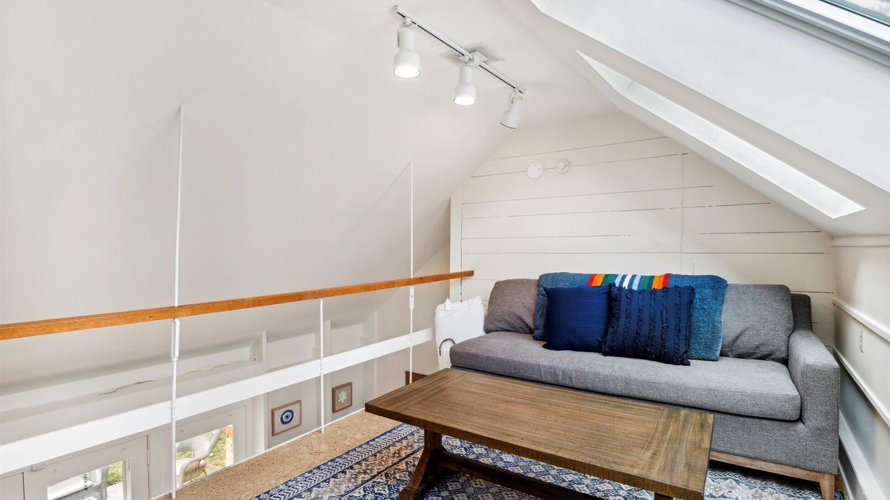 Photo of Livingroom in Pike Creek