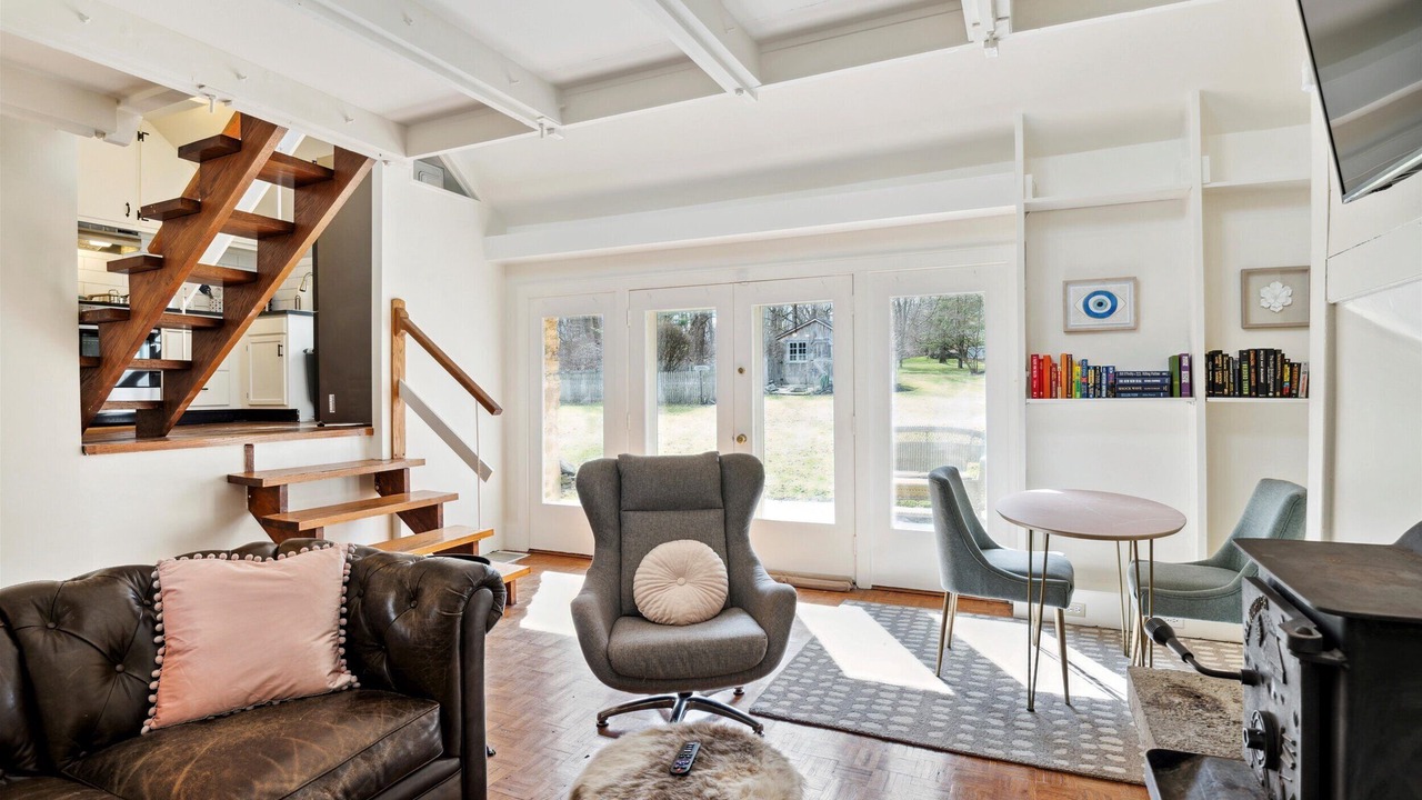 Photo of Livingroom in Pike Creek