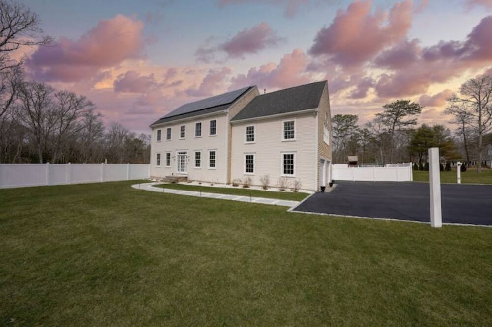 Photo of Outdoor in Sandwich