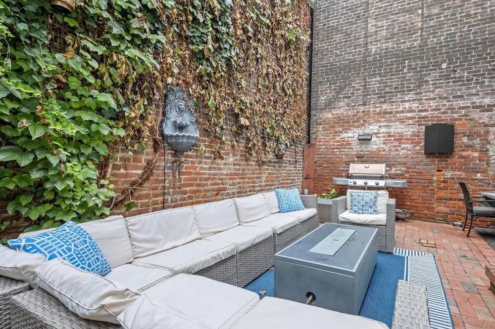 Photo of Outdoor in Old Town Alexandria