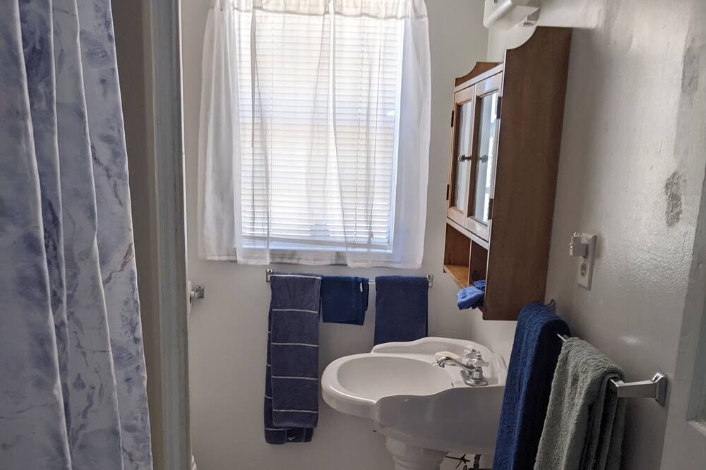 Photo of Bathroom in Shoreline Park