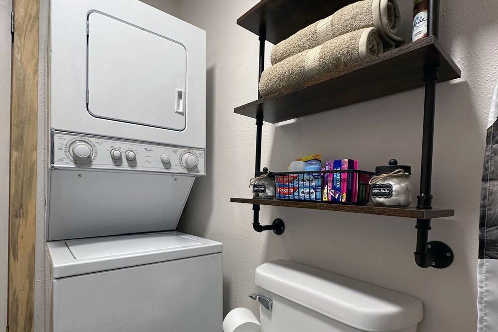 Photo of Bathroom in Dellwood